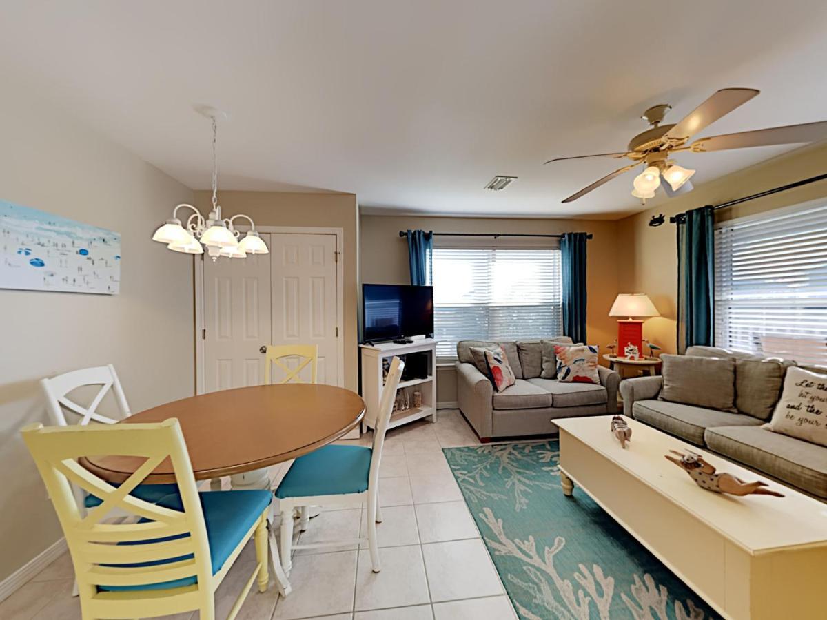 Nice Home In Gulf Shores With Outdoor Swimming Pool And 2 Bedrooms Екстер'єр фото