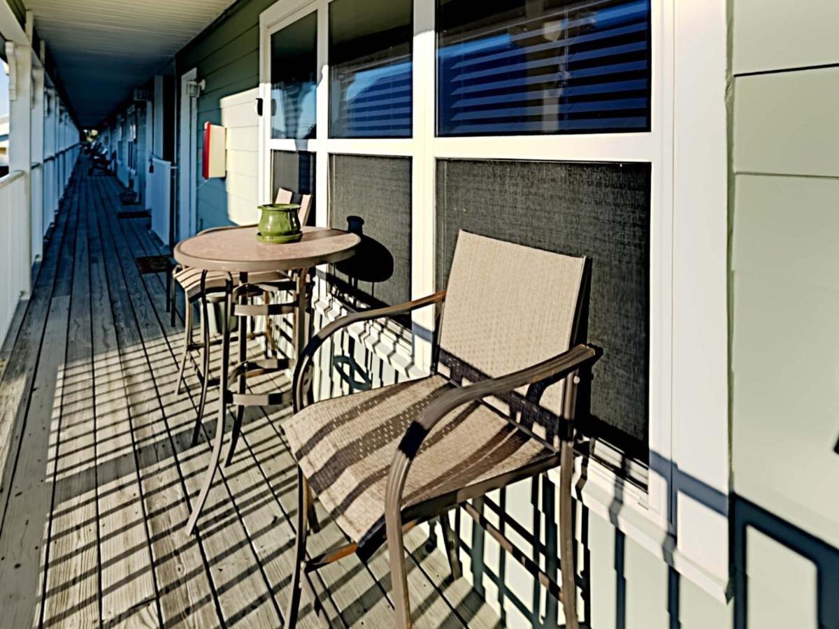 Nice Home In Gulf Shores With Outdoor Swimming Pool And 2 Bedrooms Екстер'єр фото